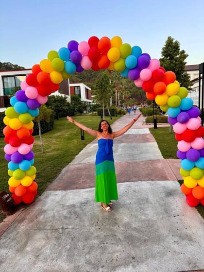 Pilar wearing her colours